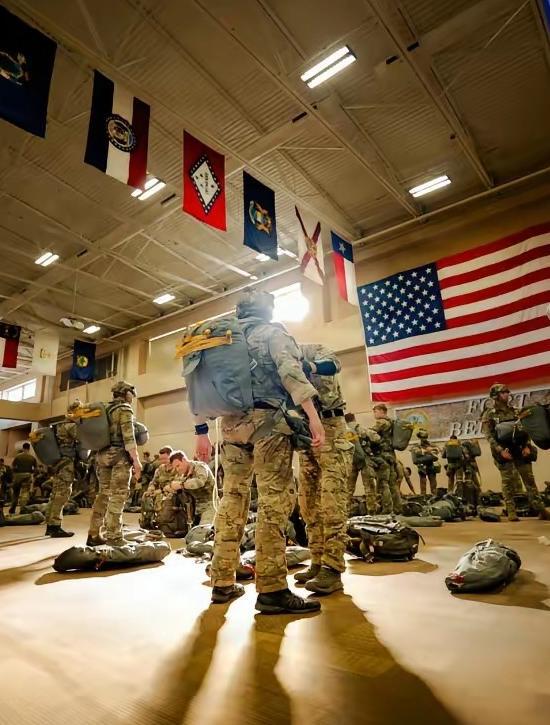 和一位部队退休的老领导聊天，他说：“美国这次所谓营救飞行员是假，测试伊朗地面部队