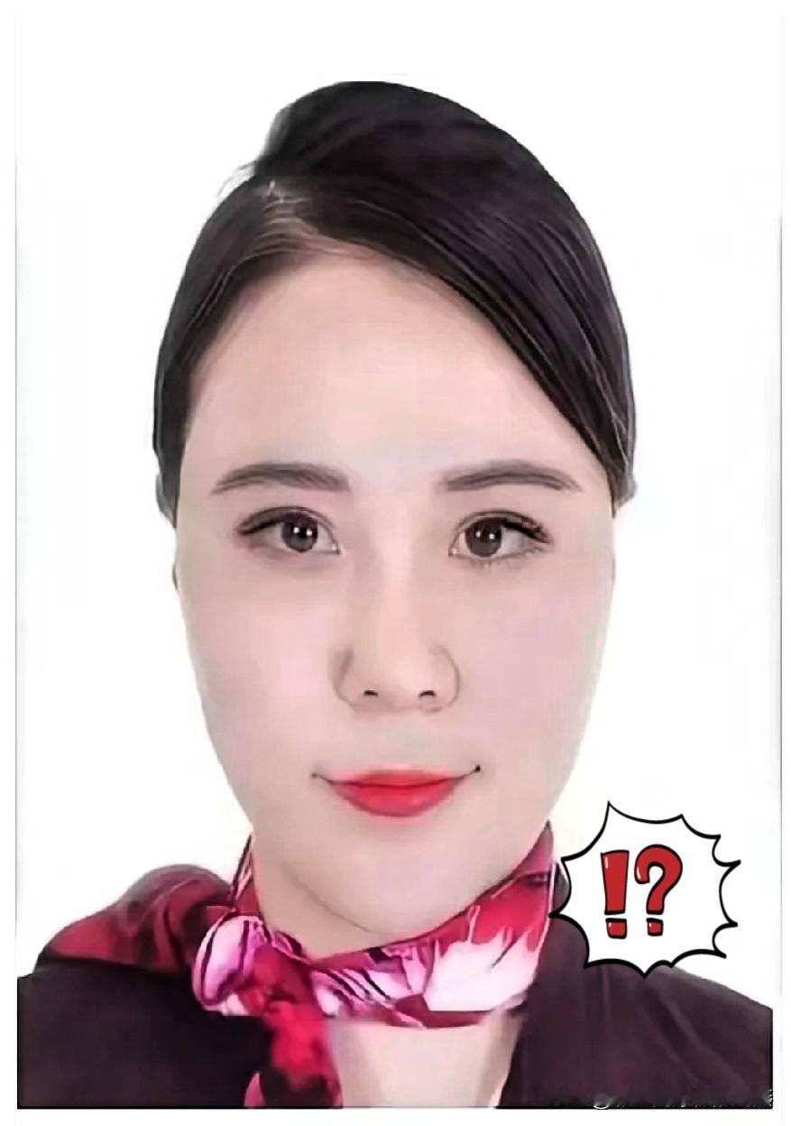 凌晨两点刷到乘务长的小号，才知道有些“十年感情”早被熬成了独角戏——她要辞职，不