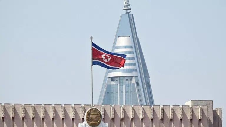 英国《金融时报》8月21日报道称，朝鲜经济，尤其是首都平壤，正经历“迅猛增长”。