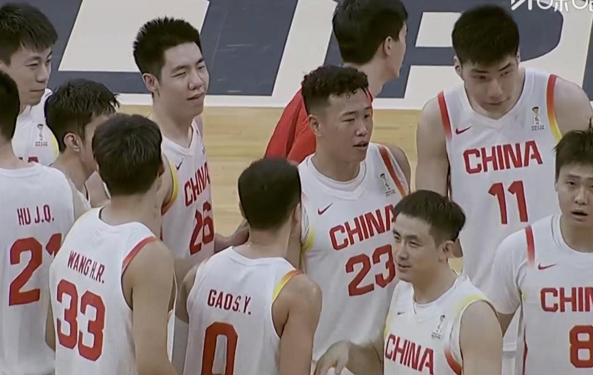 男篮7月份二番战日本和省队，12人大名单基本敲定，三人归队三人或出局：1，内线