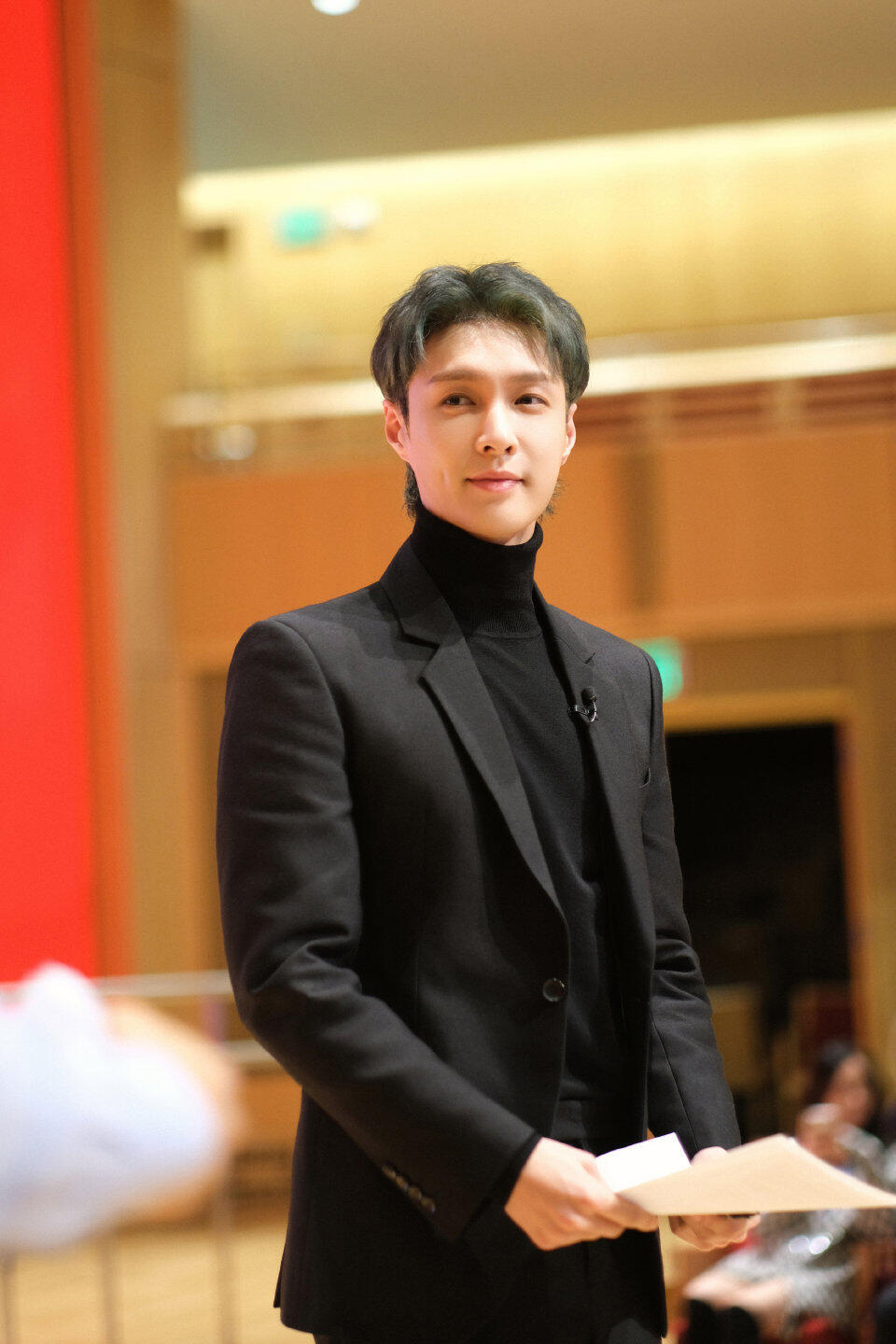 现在才知道张艺兴当年读的高中一本率是98.6当年去韩国当练习生也是放弃了很多呀