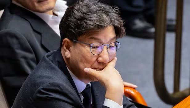 9月1日韩国法务部针对国民力量党前院内代表权性东涉嫌违反《政治资金法》一案，已根