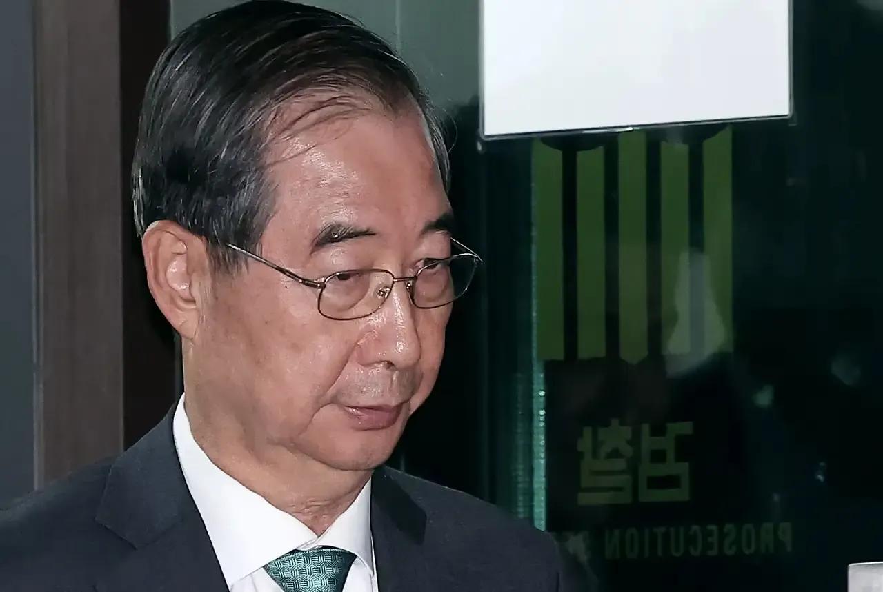 韩国前总理韩德洙真是百口莫辩了，法院公布了前总统尹锡悦宣布戒严令当天晚上的视频。