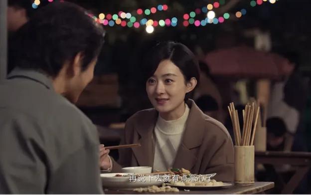 赵丽颖翻车，早就有迹可循。今年年初，最受期待的剧集，当属《小城大事》。可