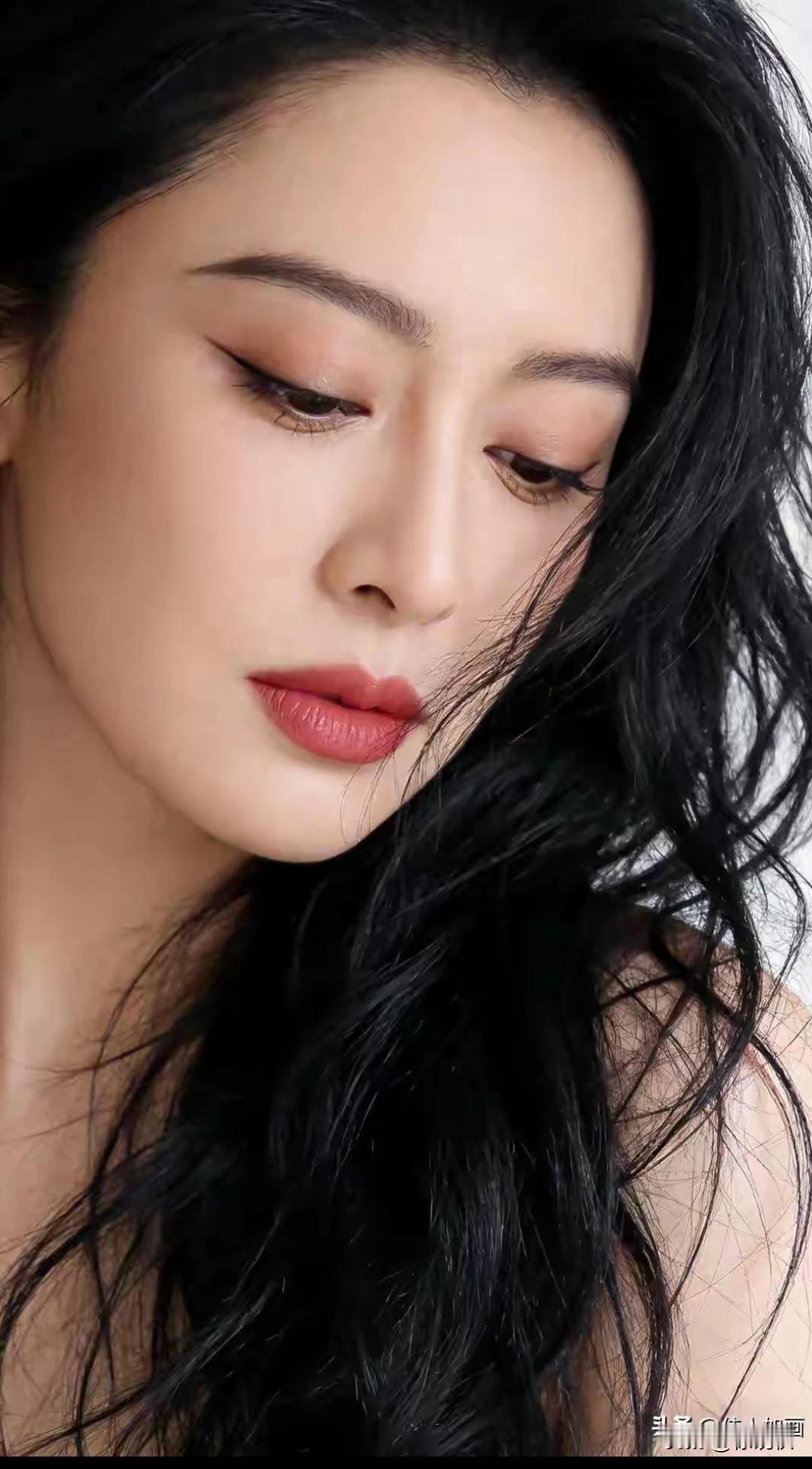 我在江北望江南，想你吻痕印心甜。你也知道我想你，了无音讯饭难餐。