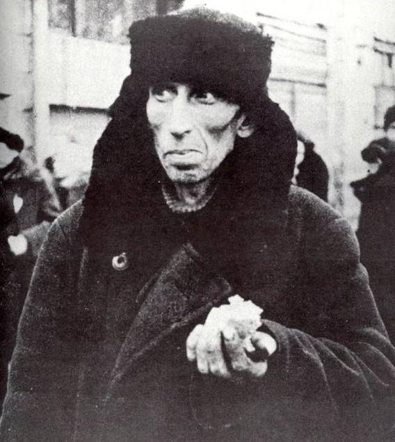 1941年10月，列宁格勒战役进行到了最残酷的阶段。300万列宁格勒人在德国的围