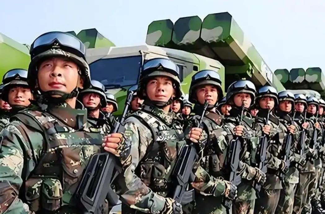 为什么中国要不顾一切玩了命的发展军事？因为怕，中国人怕极了！怕自己还像80年前那