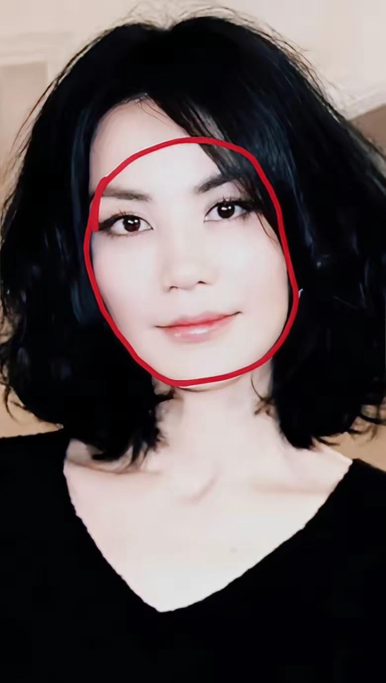 这就叫“泼天的富贵”砸头上了吧？​谁能想到，天后王菲今年春晚居然挑了个小众独立