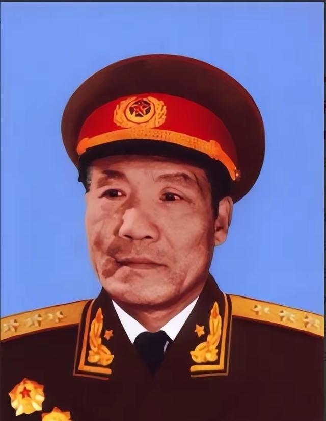 1955年授衔前，妻子问李达评什么衔，他说，“可能中将，也可能少将，我贡献太少。