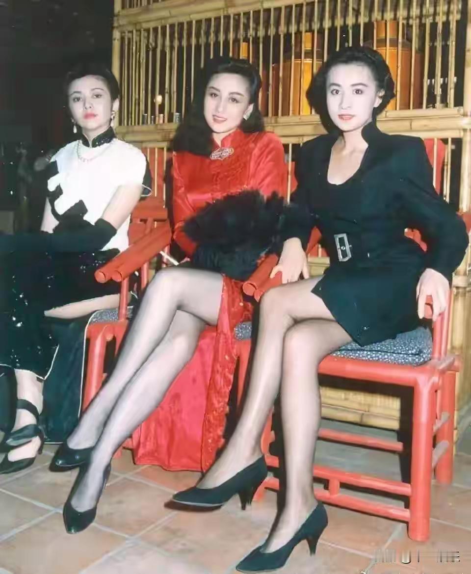 30年前，大陆公认三大绝色美人，天然无滤镜美到封神