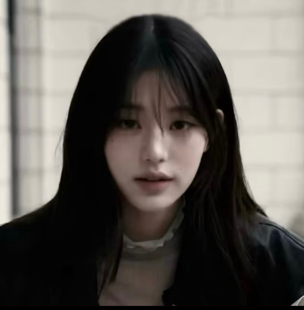 张元英看得我心乱乱的