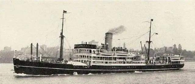 1949年1月，中统特务头子叶秀峰把自己私藏的2700多根金条交给儿子，让他带去