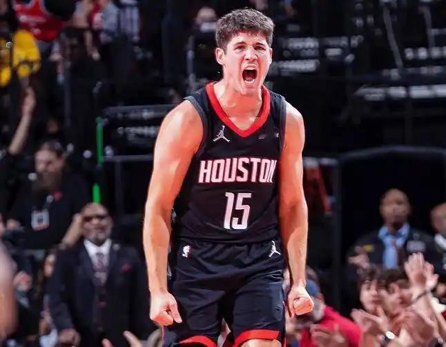 🚀🚀🚀火箭让了一套首发+申京+阿门·汤普森发挥失常，勇士这都赢不了[捂脸哭]