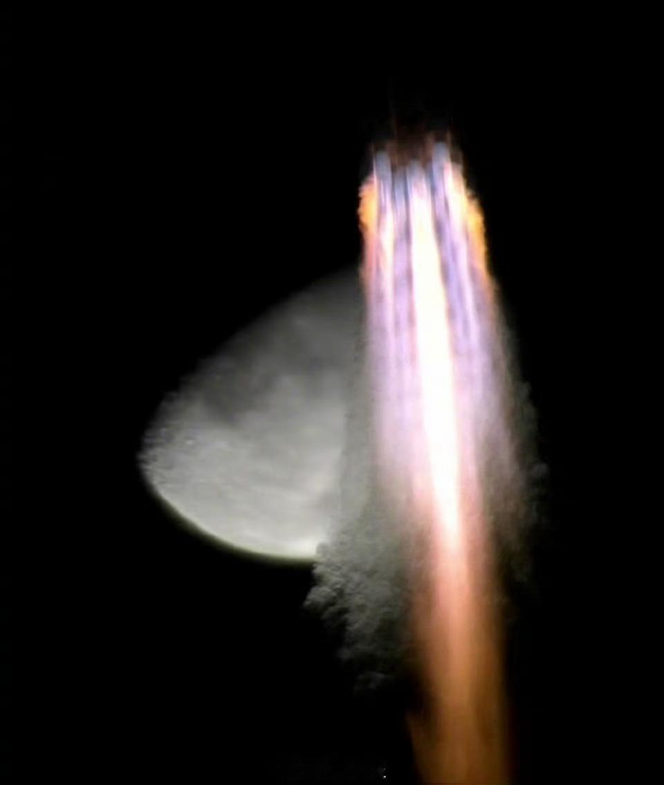 神21的星光为钱老点亮，相信他能看见。​​​