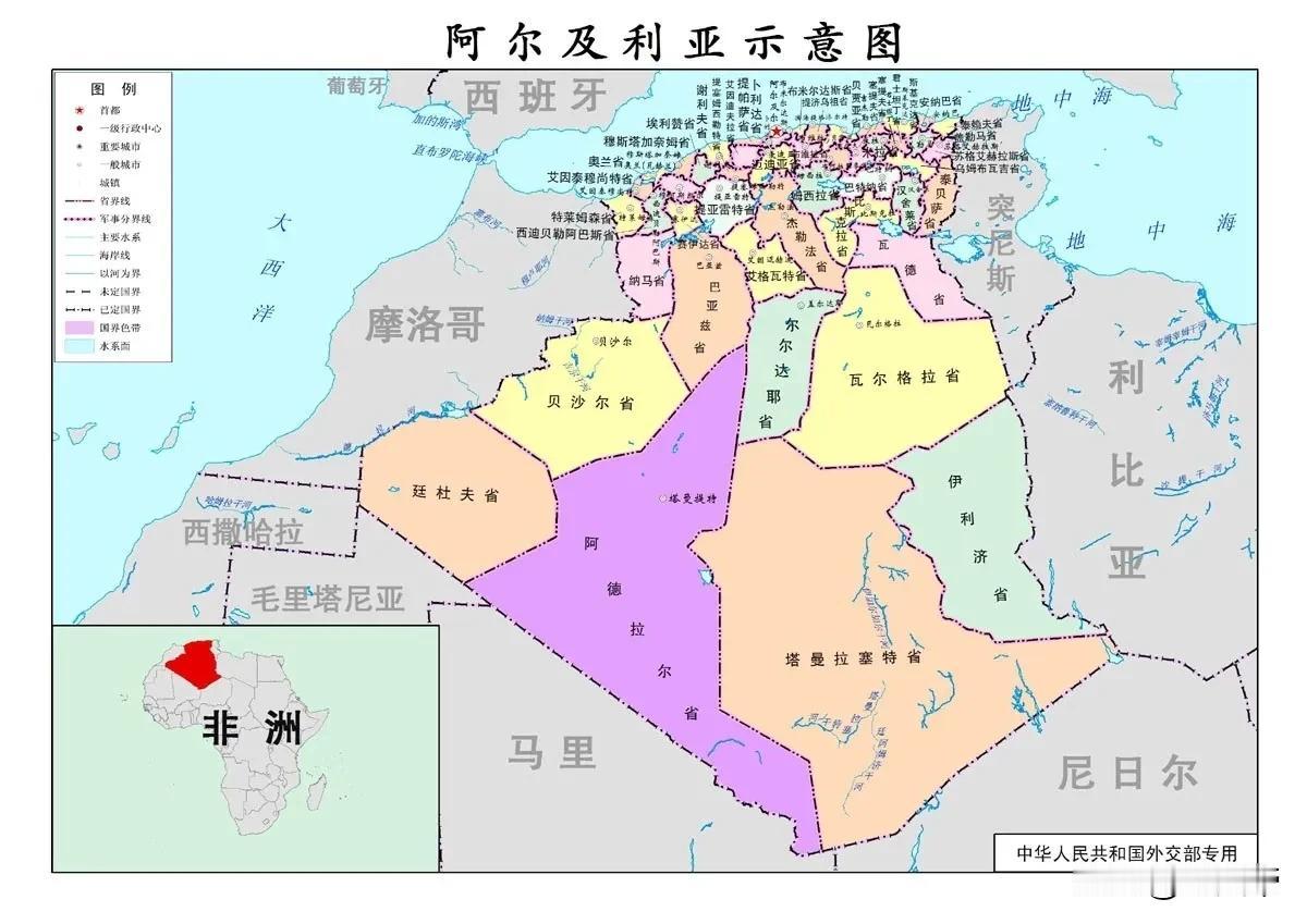 阿尔及利亚是个很有魅力的国家。它全称为阿尔及利亚民主人民共和国。国旗很有特色，绿