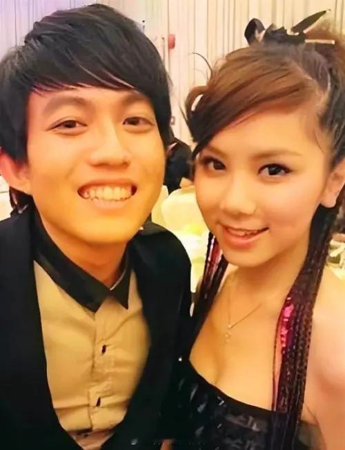 林宥嘉发文，很不满媒体乱写他和邓紫棋过往情史的记者。最近，邓紫棋要在台北大巨蛋开