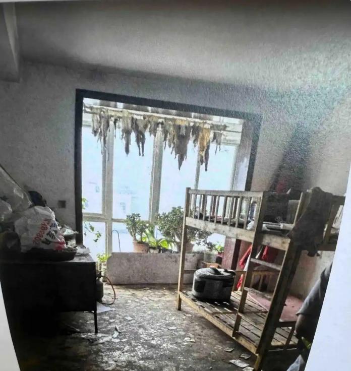 “太吓人了！”陕西西安，一对情侣租了女子一间房子，刚开始在女子的催促下还交房租，