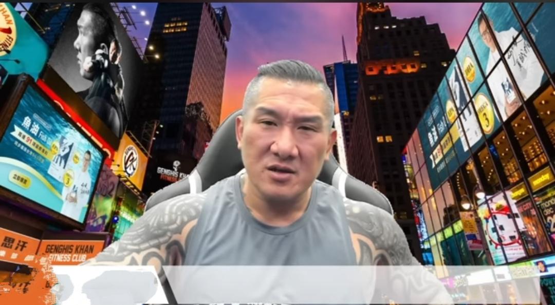馆长最新回应某些统派:有错不能改吗？我命由我不由天，我一辈子都在跟我悲惨的命运做
