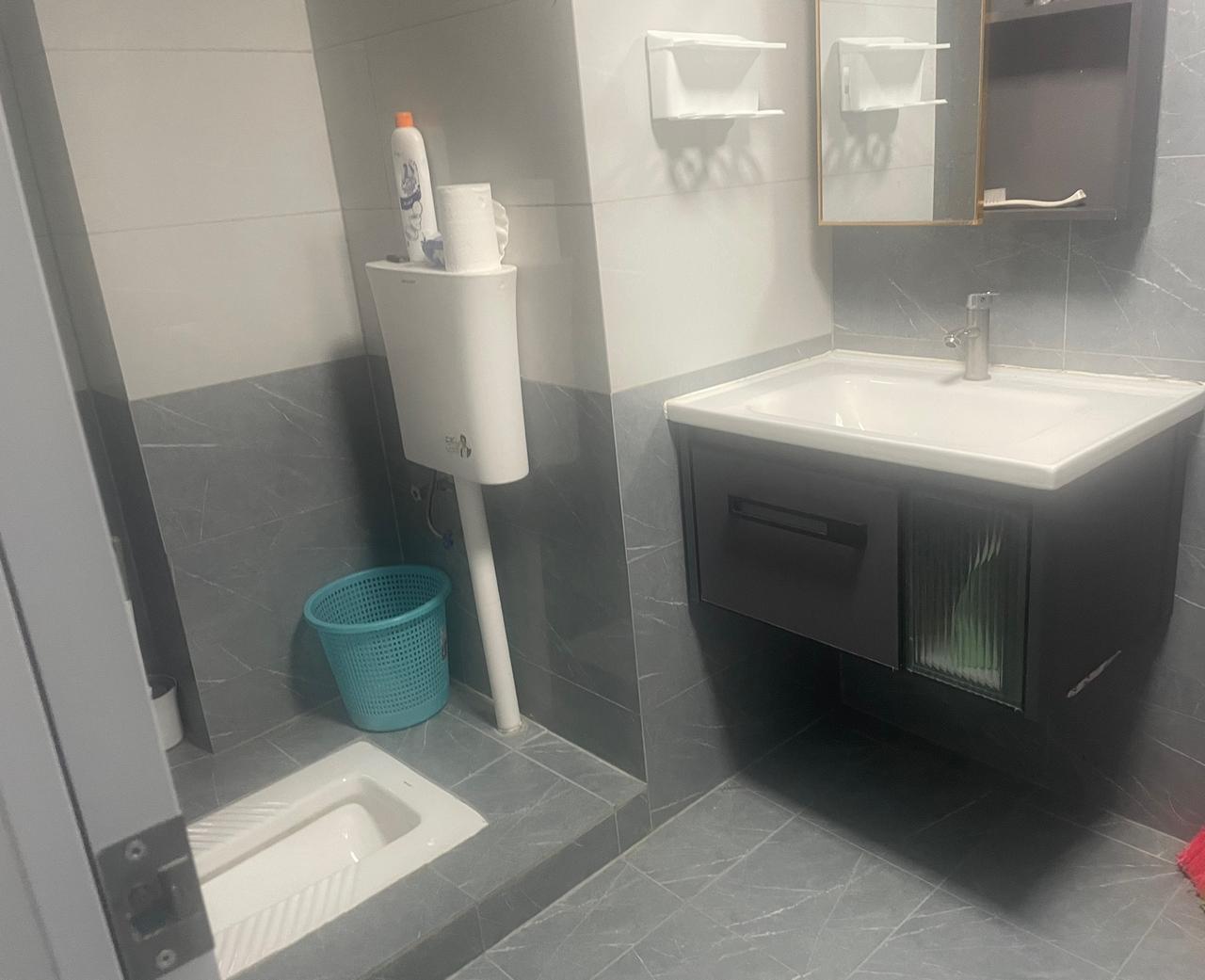 我有个租客，22岁。本来这个年纪的孩子，应该是青涩的、纯真的。但这个小孩的心理年