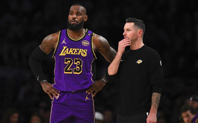 如果湖人在常规赛结束前做出这4大安排，西部第3就稳了！1，提前和詹姆斯商谈续约