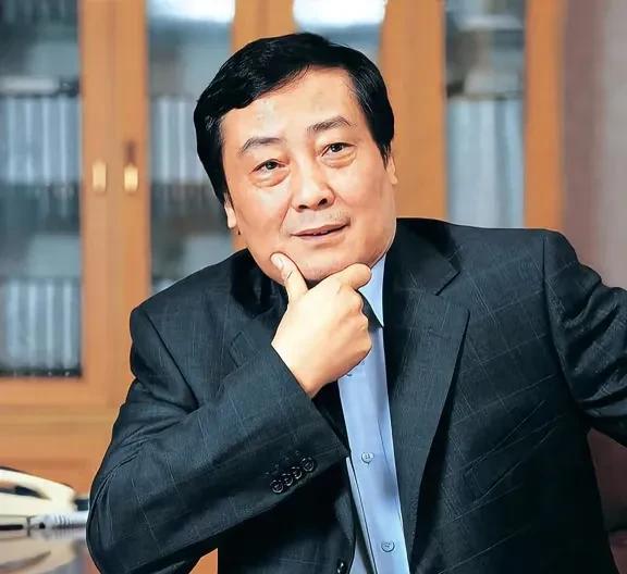 宗庆后怎么也想不到自己走后，生前立的完美人设彻底崩塌了！真是不查不知道，一查吓