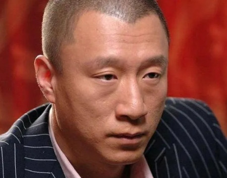 当年，孙红雷凭借《征服》一战成名，出门吃饭却和别人起了冲突。孙红雷拿起电话就打给