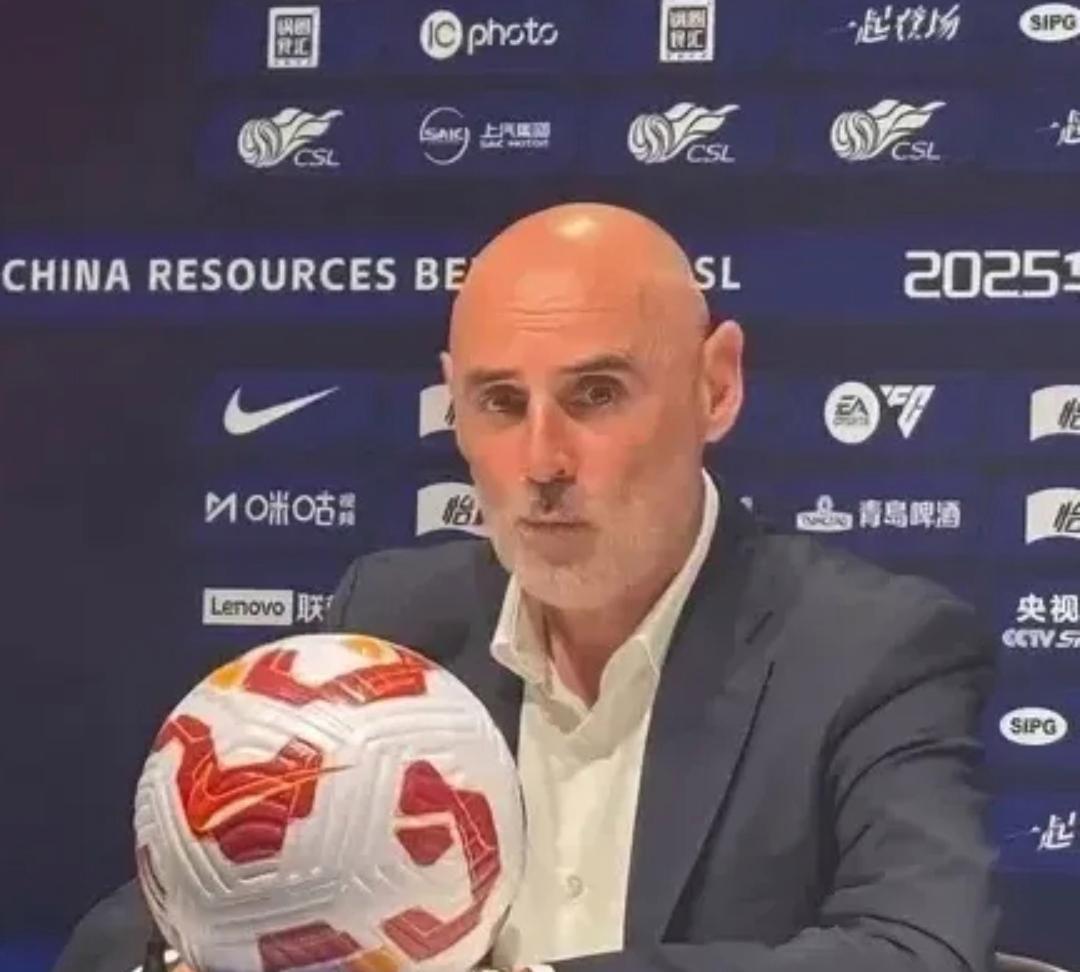 上海海港1-1山东泰山赛后海港主帅穆斯卡特无奈说了一句话！穆斯卡特说：我们