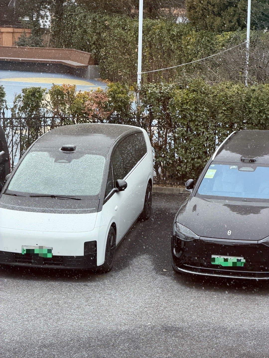 北京下雪顺义村里开始下大雪了！