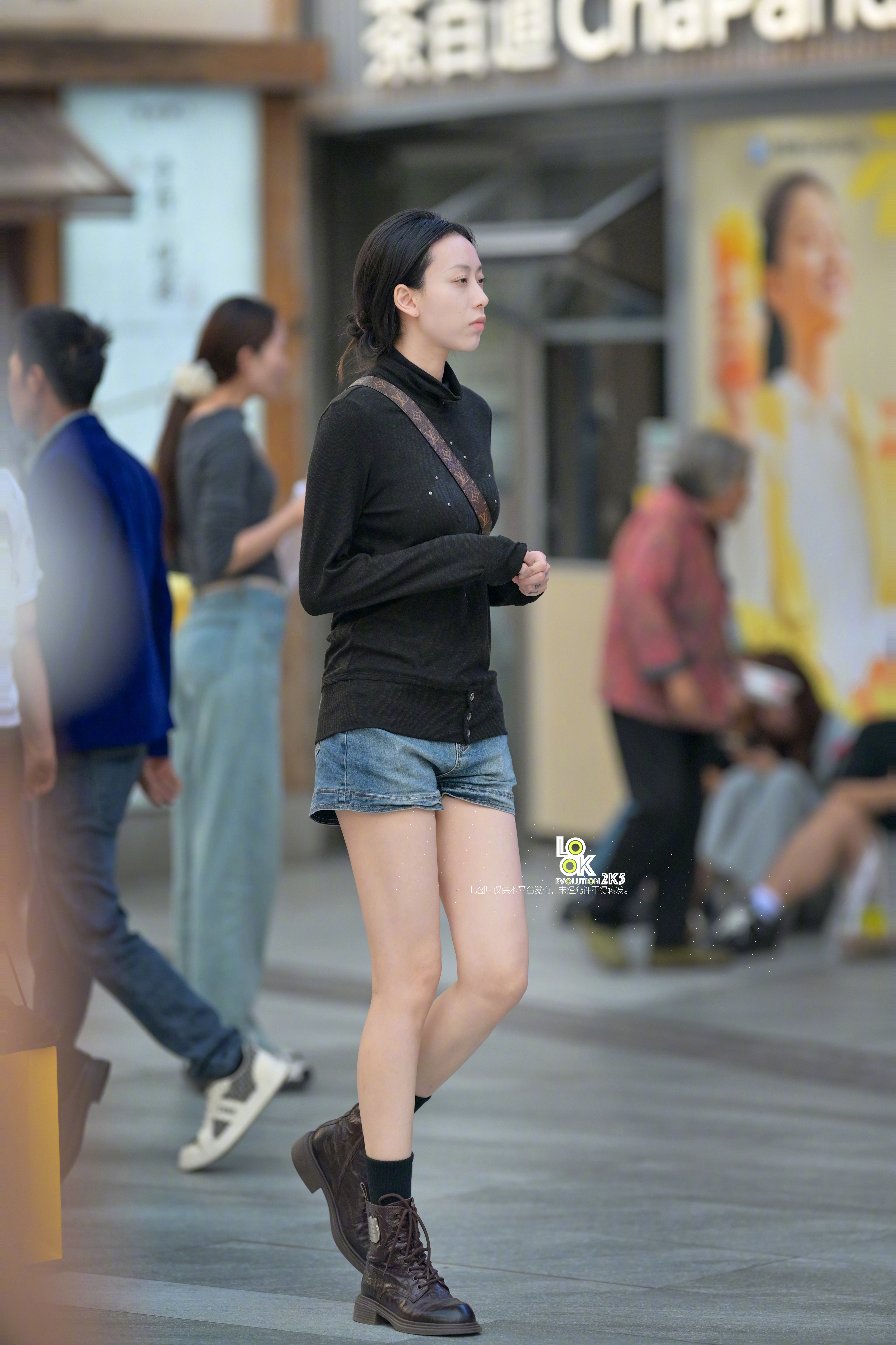 再来一张小姐姐特写