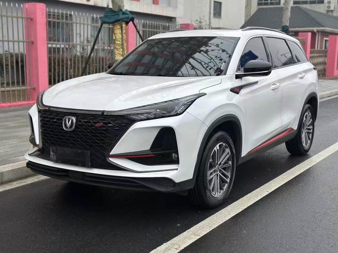 2025燃油热销SUV：长安CS75PLUS2025年长安CS75PLUS出现