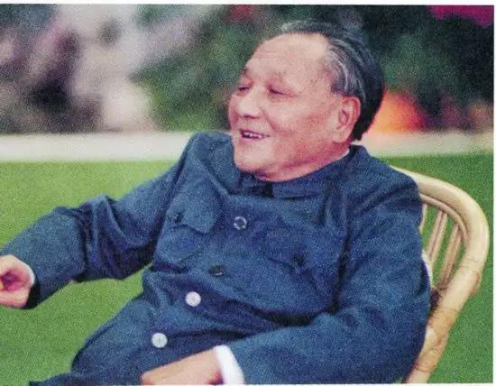 1981年，邓小平指着一名师长表示：“此人一定要重点培养，将来势必会成为杰出的栋