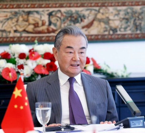 欧盟27国代表齐聚北京，王毅赶在访欧之前，直接把话挑明6月25日，我国外长王毅