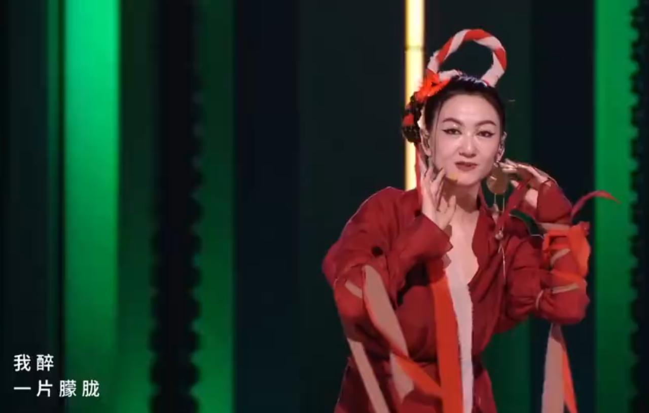 浪姐最惨的女嘉宾是谁啊，肯定非者来女莫属吧我还以为轮空也可以有表演。jmz这