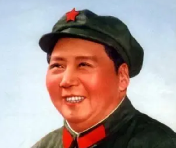 开国大典前夕，毛主席以575票当选新中国主席，距离“满票”仅缺一票，周总理找到毛