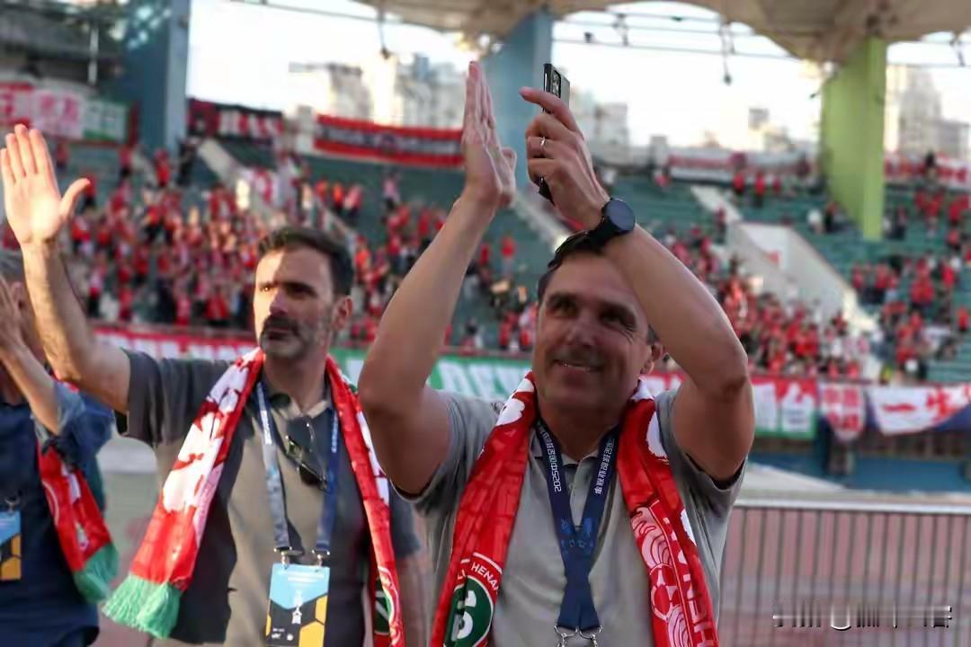 如果说是唐尧东创造了“专治各种不服”神话，那么拉莫斯将会带领河南队走上夺冠之路！