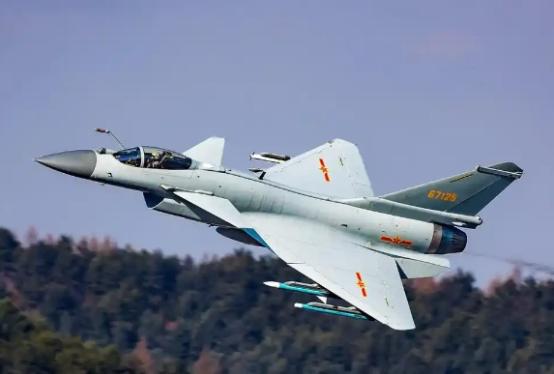 北京现在面对的不是一份军火合同，是一道选择题，卖，南亚格局从此改写，印巴之间的战