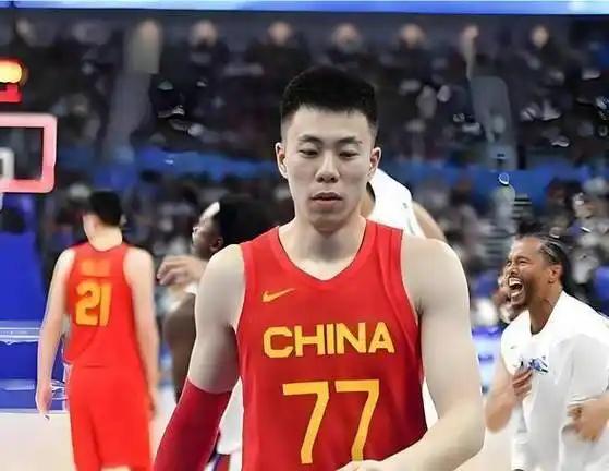 中国男篮能防住八村垒的，也就这几个人1、张镇麟张镇麟从横移速度，还是身体对