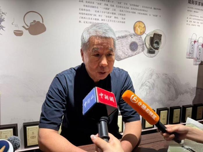 全台目光全盯向张亚中！7月全代会要炸？办公室一句话，直接浇灭全场期待。这段时间蓝