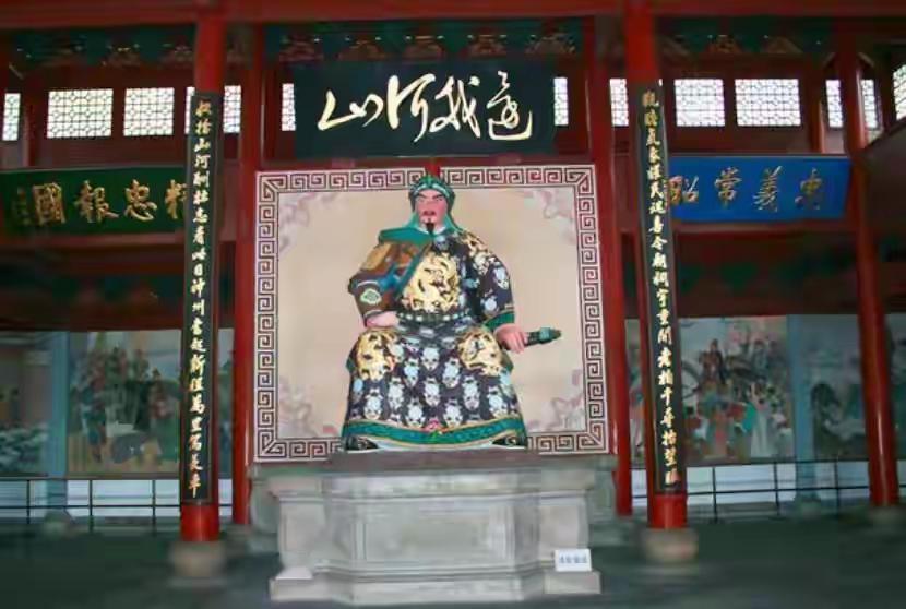 提起岳飞，很多人第一反应就是“精忠报国”的大英雄。再问一句：谁害死了他？十有八九
