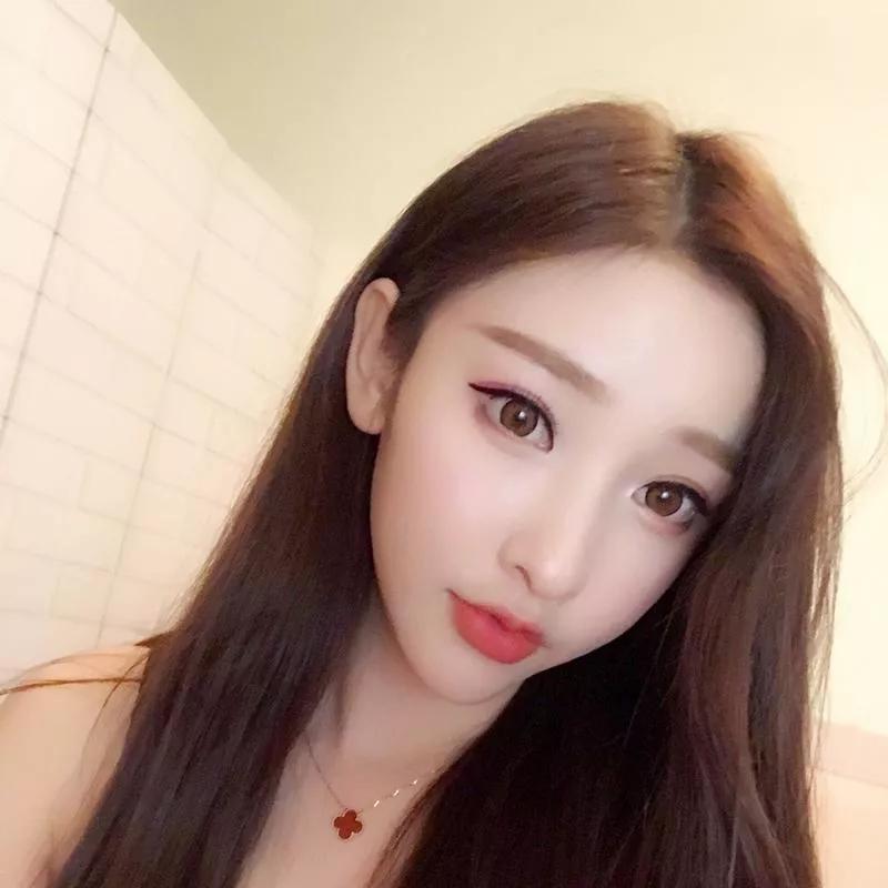 少女感满满，甜美妆容，温柔气质