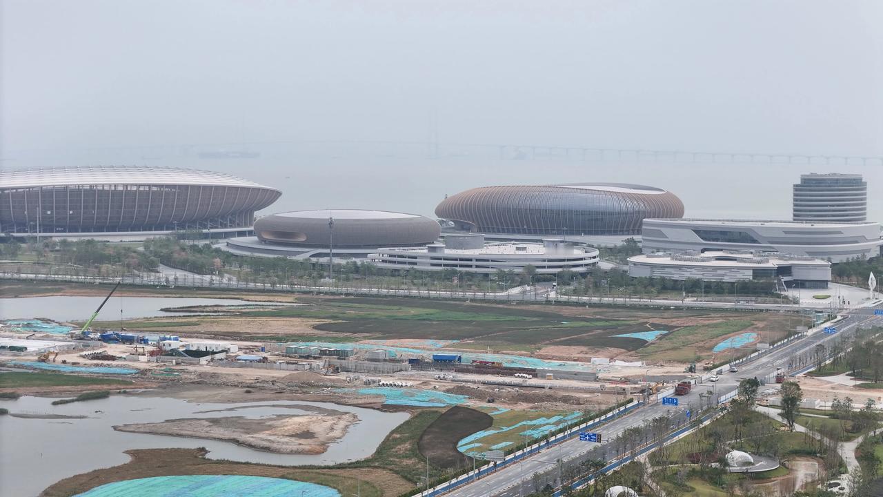 耗资超70亿打造的广州最大最豪华的综合体育馆完工了，为什么不把全运会在这里举办起