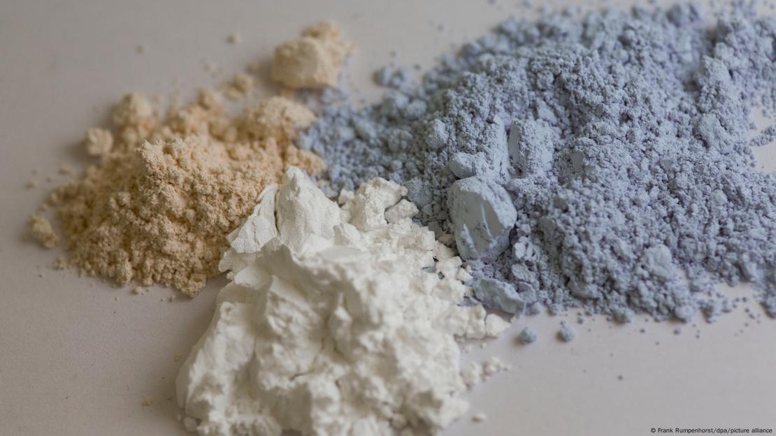 媒体：稀土出口趋于松动：北京向海外发放首批精简许可一名消息人士周二12月