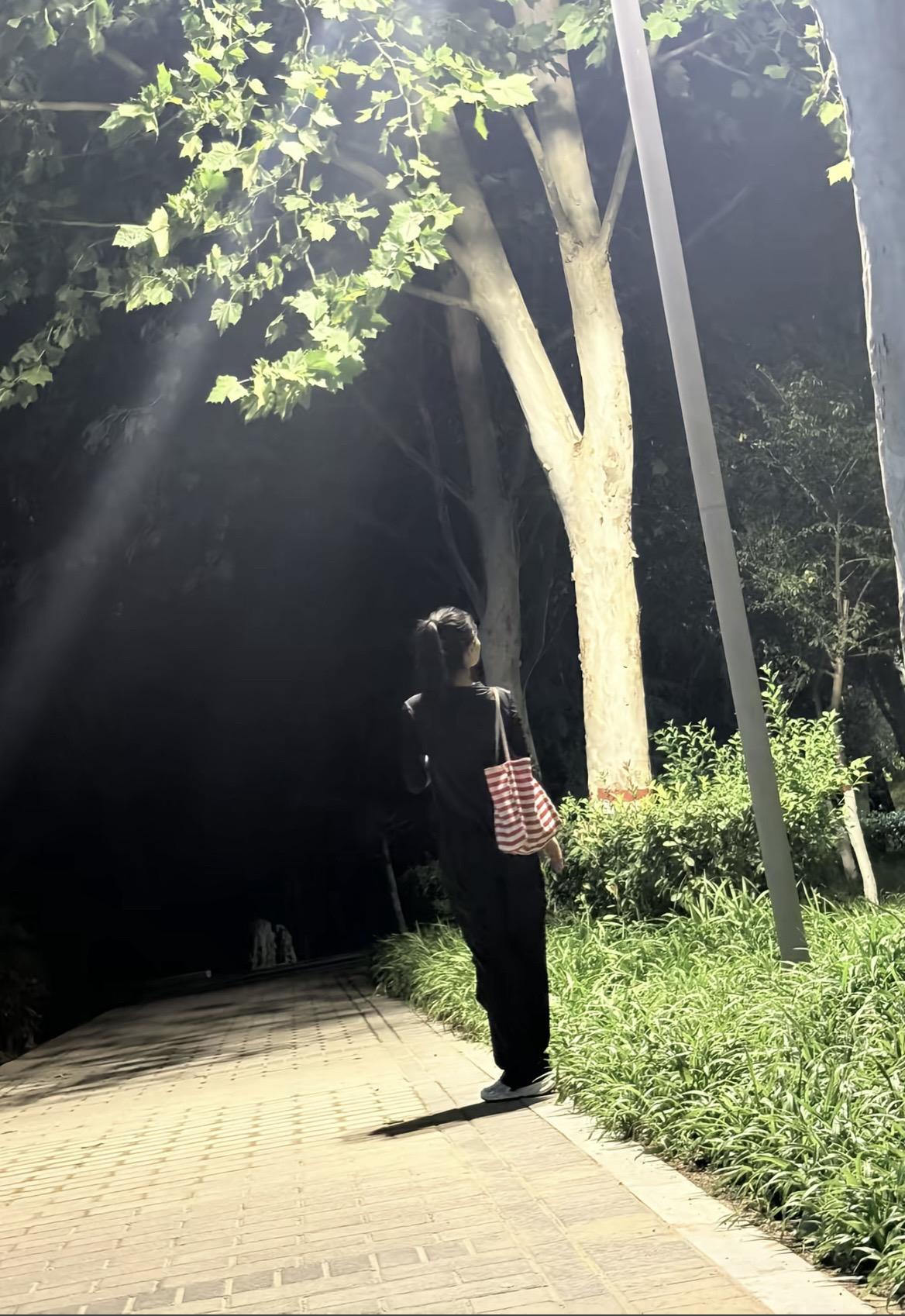 19年领证离婚，26年依旧没有再婚，今天妈妈突然来了一句，等你过了40...