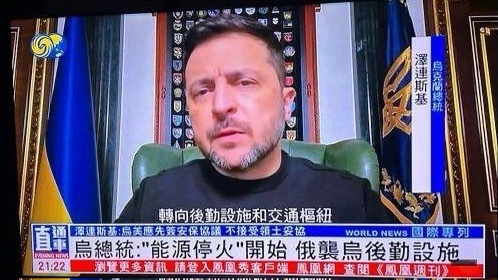 新疆打馕小伙因酷似泽连斯基走红像，太像了