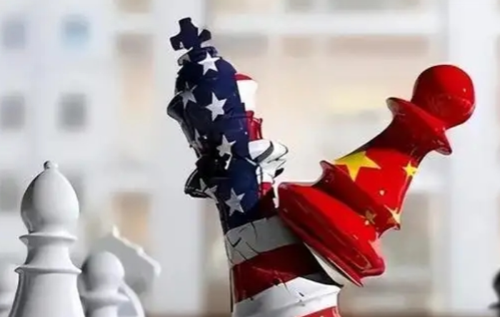 美专家放出狂言，如果中国动用武力统一台海，西方国家可能会冻结中国在海外的3.2万