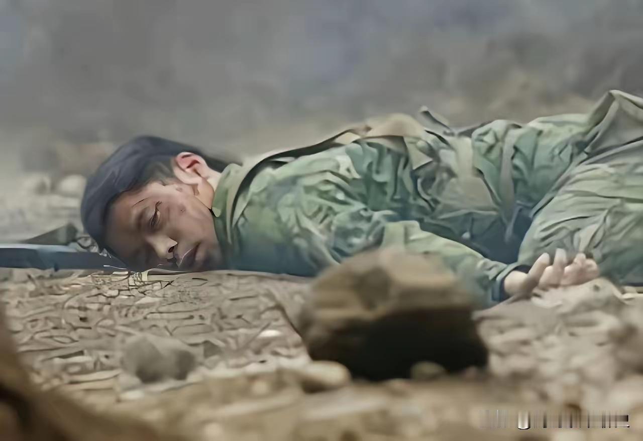 他牺牲在17岁前一个月，最后姿势，让所有战友落泪1985年，老山。一个1