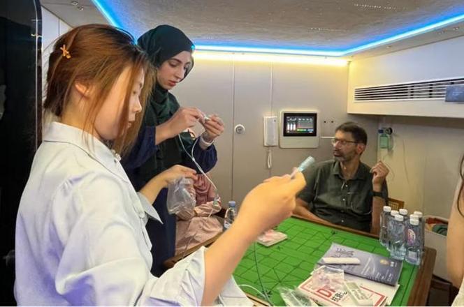 中东富豪包机来沪! 375%订单暴增, 国产“青春舱”凭啥横扫全球?