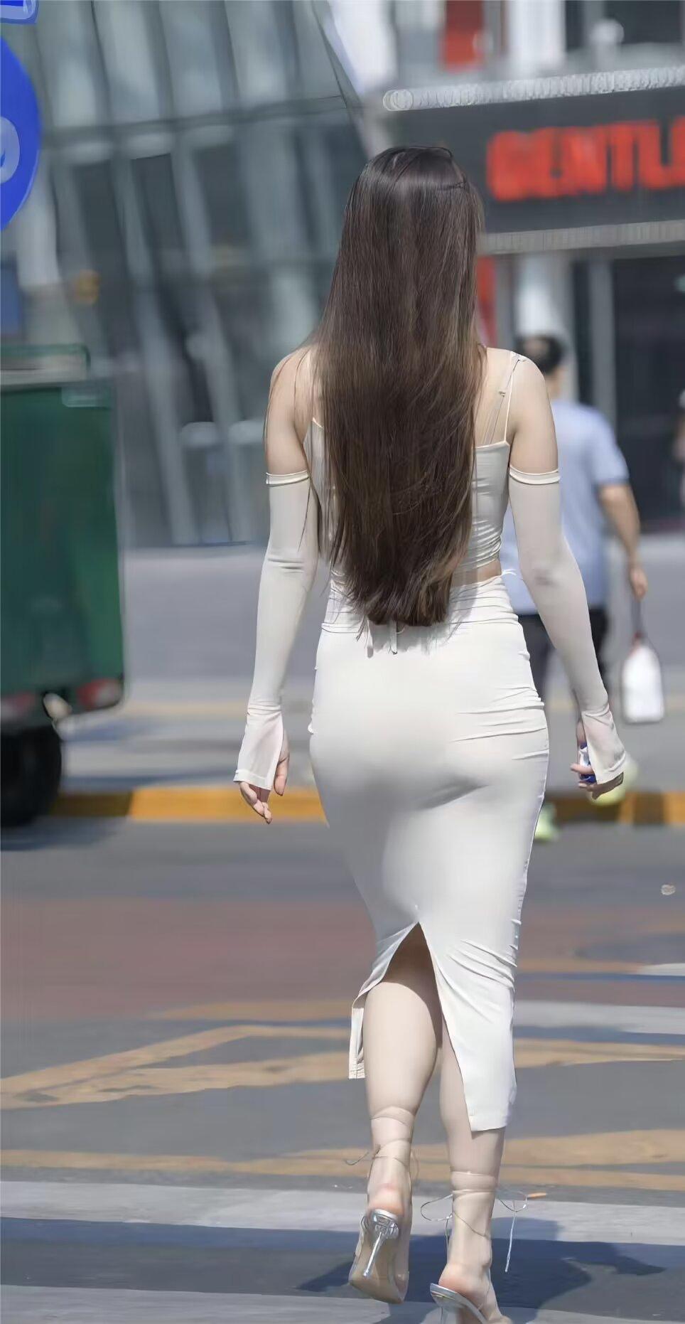 嫁出去的女儿泼出去的水，娘家的事最好少插嘴！