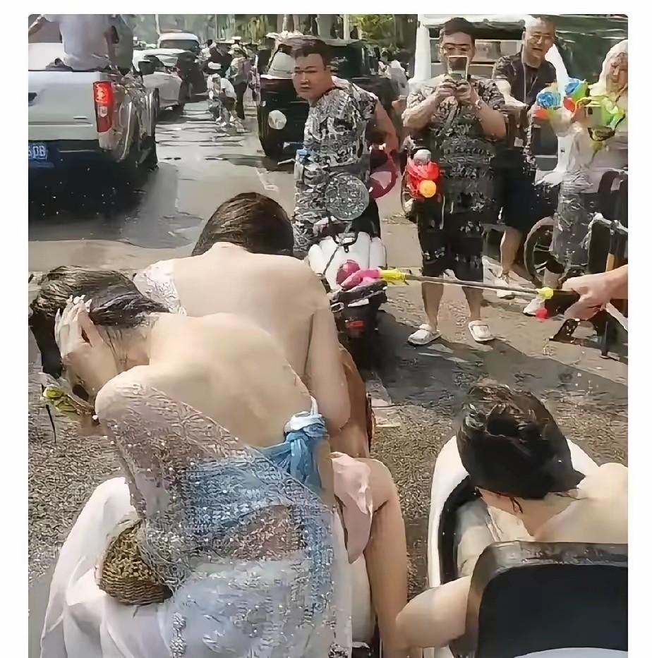 谁能想到，一场传承千年的祈福盛典，竟演变成了某些人明目张胆耍流氓的“狂欢场”？这