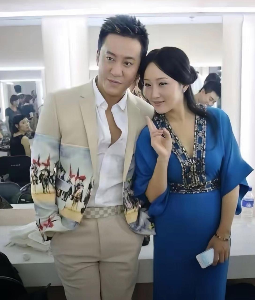 曾经的金童玉女，也挡不住岁月这把杀猪刀！杨钰莹这明显是发福了？